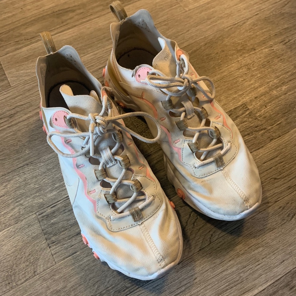 Nike React 9.5